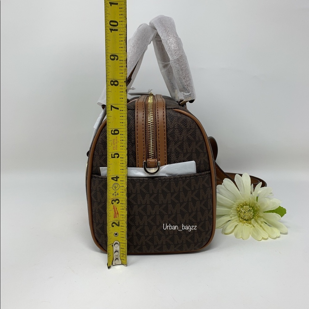 Michael Kors Bedford Small Duffle Satchel - Picture 5 of 12